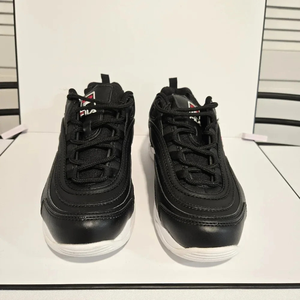 FILA Black Classic Sneakers – Stylish Comfort for Everyday Wear - Picture 5 of 11